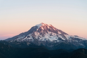 https://unsplash.com/@calebriston